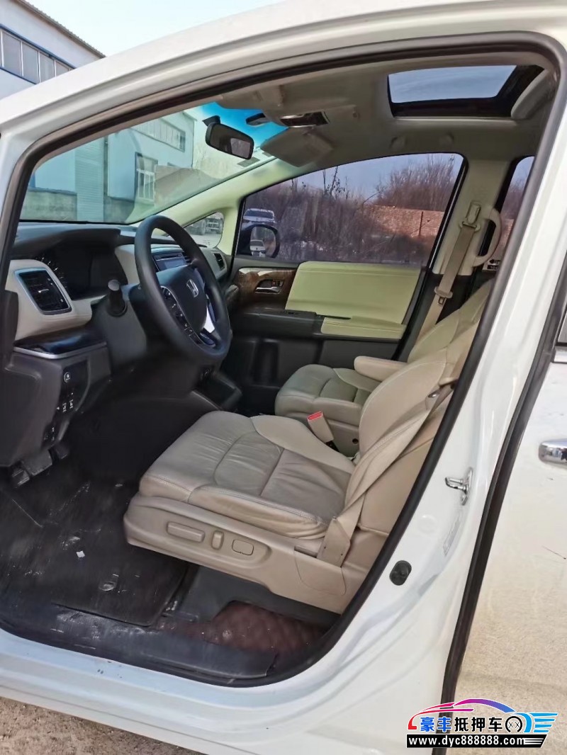 15年本田奥德赛MPV抵押车出售