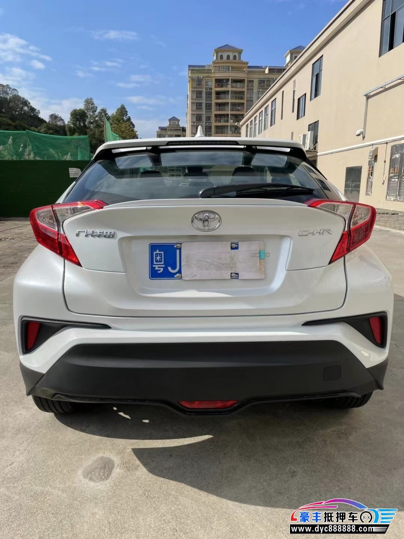 22年丰田C-HR轿车抵押车出售