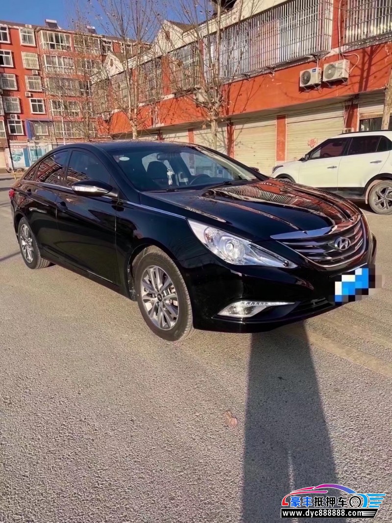 14年现代索纳塔轿车抵押车出售