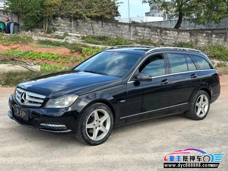 12年奔驰C轿车抵押车出售