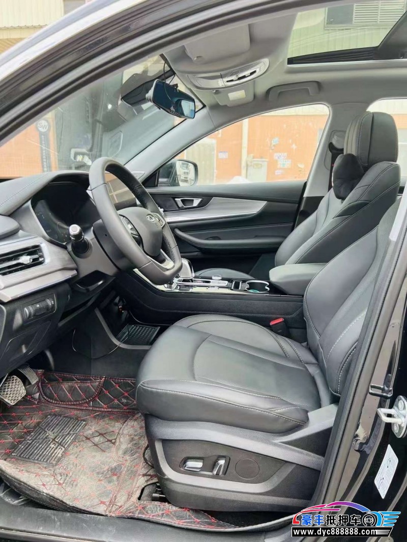 22年奇瑞瑞虎8轿车抵押车出售