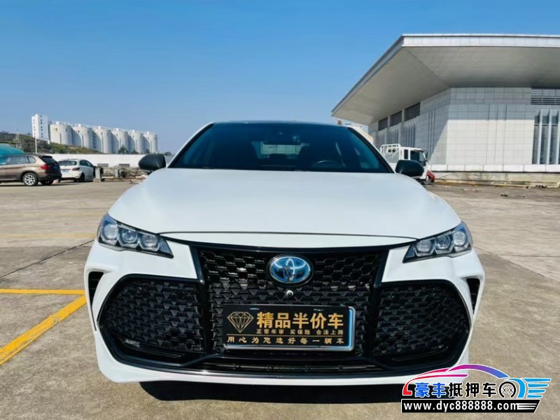 20年丰田亚洲龙轿车抵押车出售