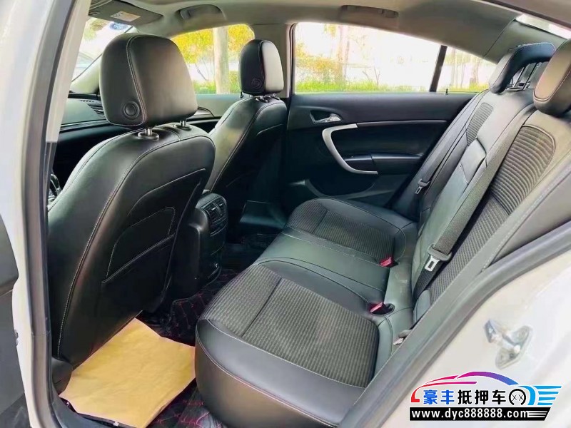 16年别克君威轿车抵押车出售