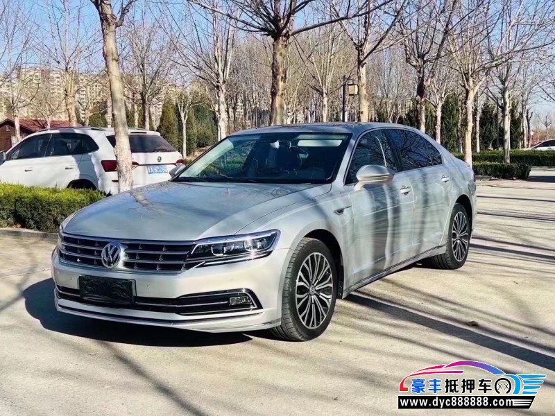 17年大众辉昂轿车抵押车出售