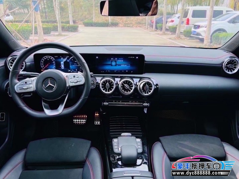 21年奔驰CLA轿车抵押车出售