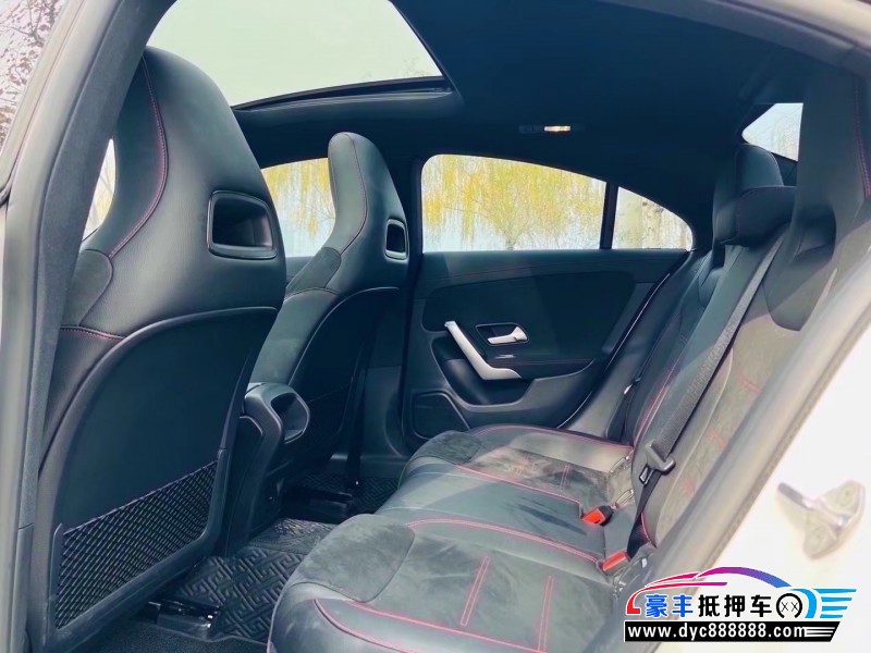 21年奔驰CLA轿车抵押车出售