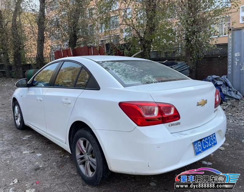 15年雪佛兰科鲁兹轿车抵押车出售