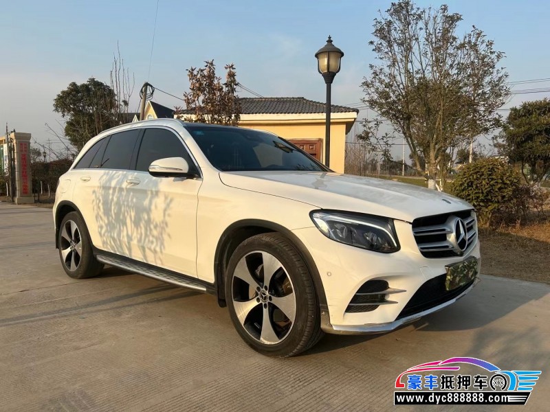 18年奔驰GLC轿车抵押车出售