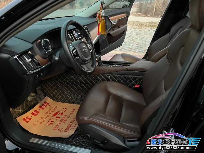 20年沃尔沃S90轿车抵押车出售