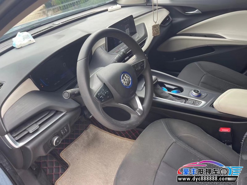 21年别克微蓝轿车抵押车出售