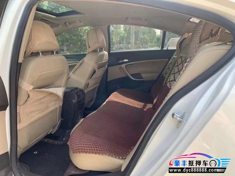 15年别克君威轿车抵押车出售