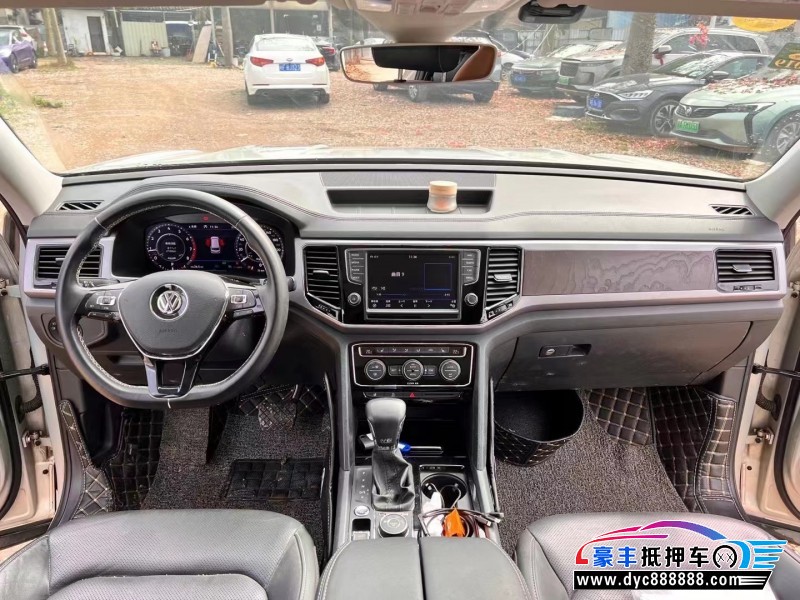 17年大众途昂轿车抵押车出售