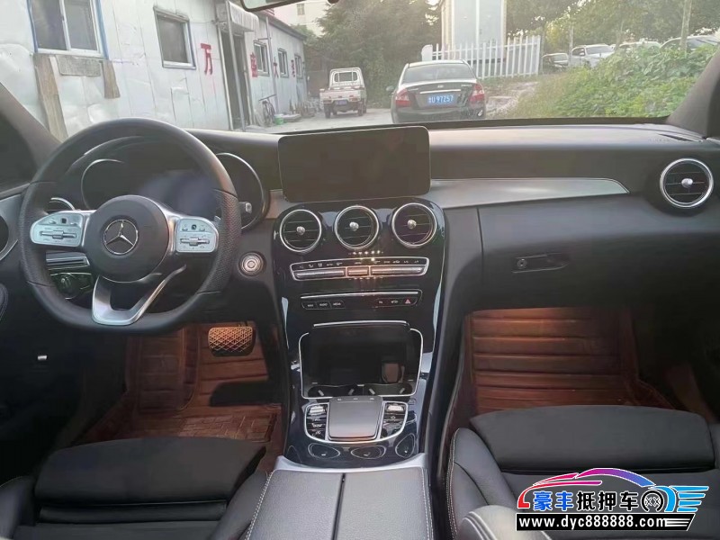 20年奔驰C轿车抵押车出售