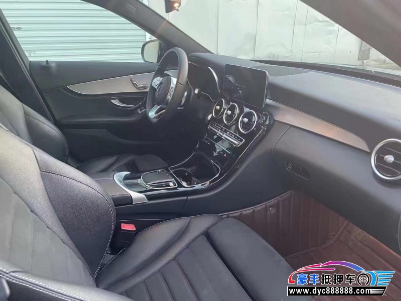 20年奔驰C轿车抵押车出售