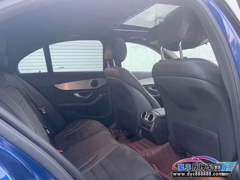 20年奔驰C轿车抵押车出售