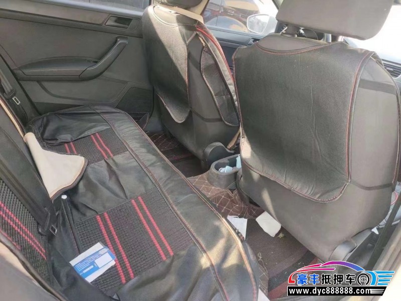 14年大众桑塔纳轿车抵押车出售