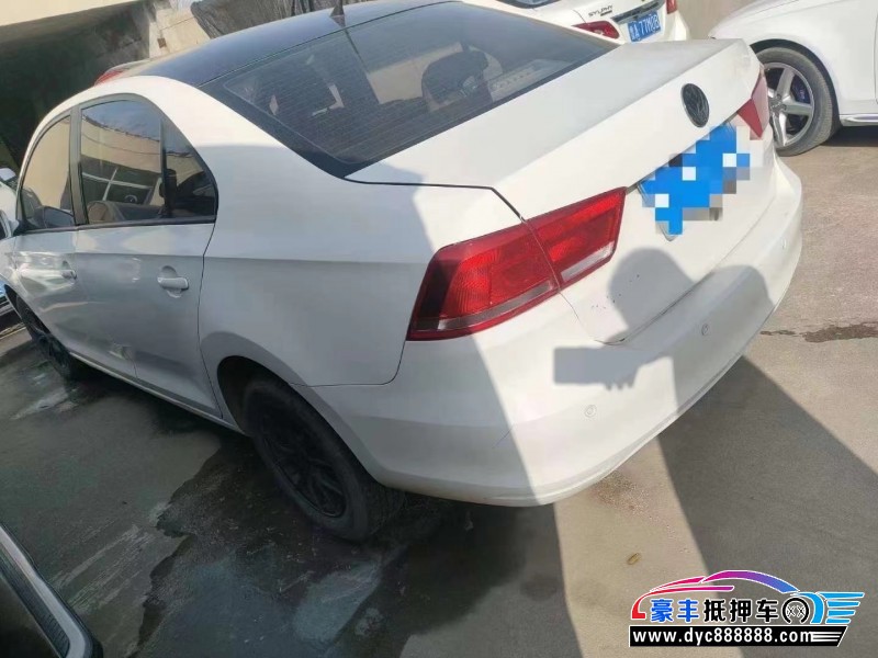 14年大众桑塔纳轿车抵押车出售