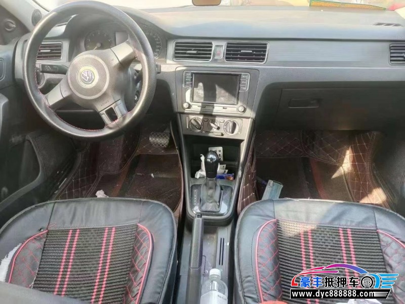 14年大众桑塔纳轿车抵押车出售