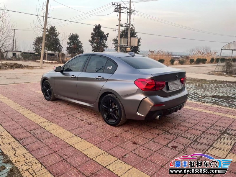 19年宝马1系轿车抵押车出售