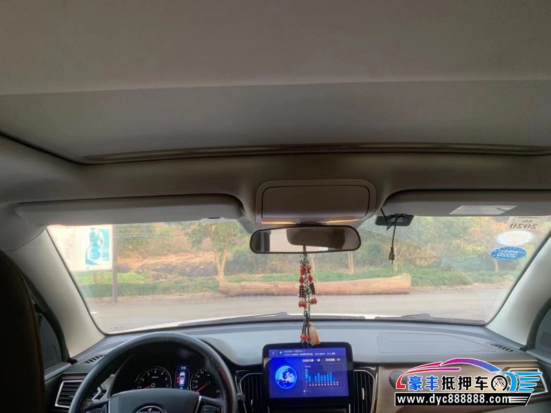 18年一汽森雅R7SUV抵押车出售