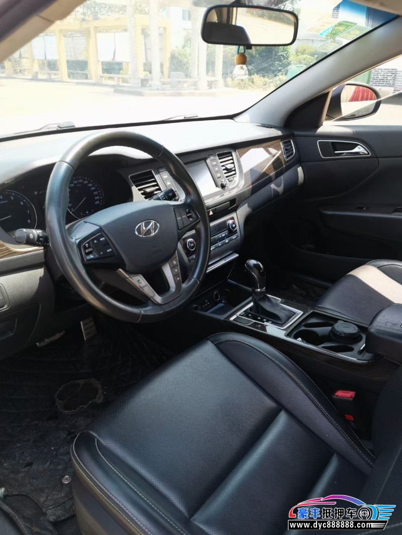 16年现代名图轿车抵押车出售