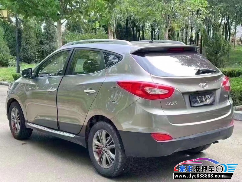 17年现代ix35SUV抵押车出售