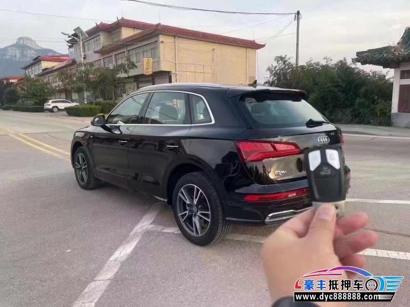 22年奥迪Q5SUV抵押车出售