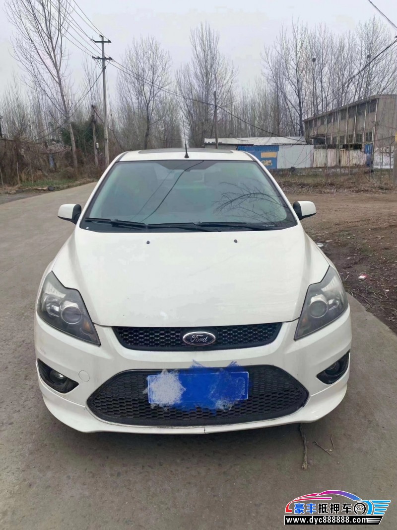 15年福特福克斯轿车抵押车出售