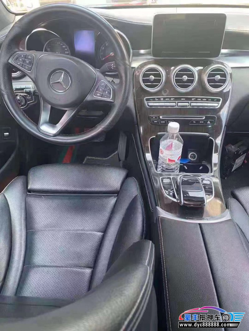 15年奔驰GLC轿车抵押车出售