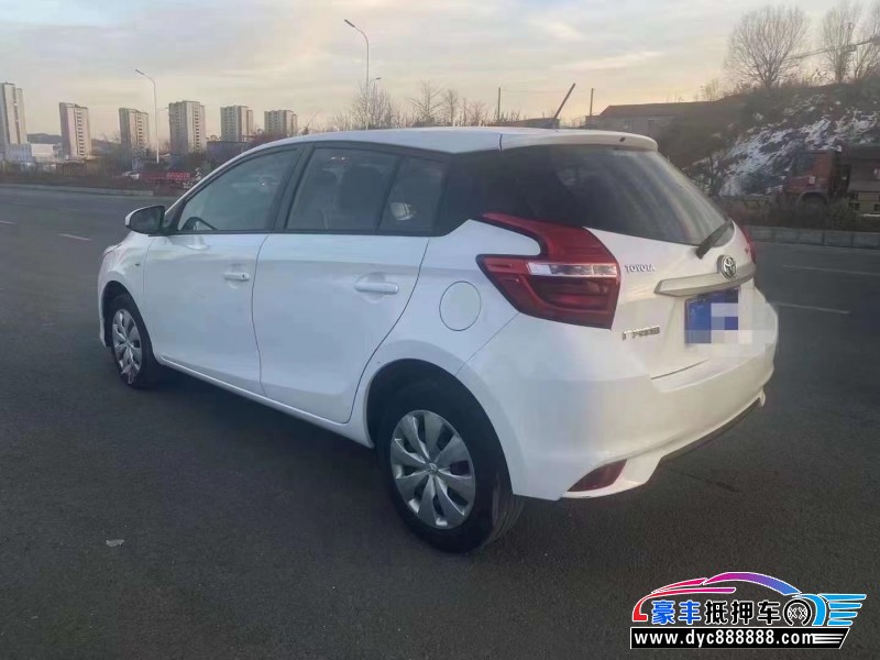 18年丰田YARiS L 致炫轿车抵押车出售