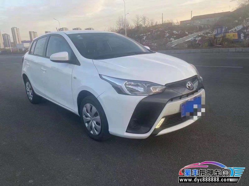 18年丰田YARiS L 致炫轿车抵押车出售