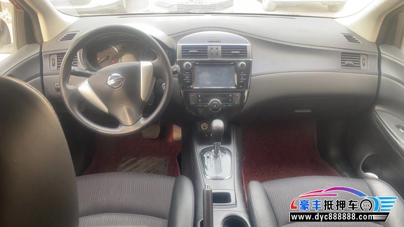 15年日产骐达轿车抵押车出售