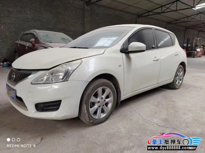 15年日产骐达轿车抵押车出售