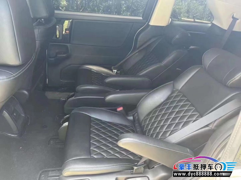 20年本田艾力绅轿车抵押车出售