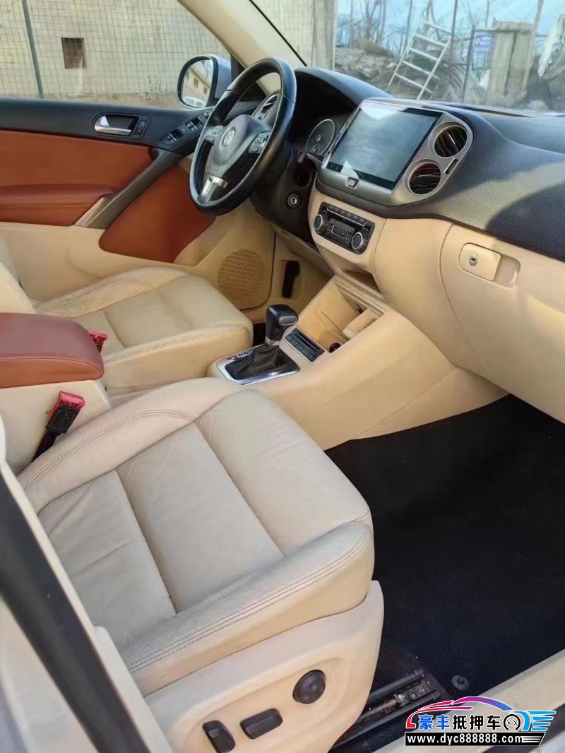 11年大众途观轿车抵押车出售