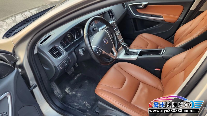 15年沃尔沃S60轿车抵押车出售