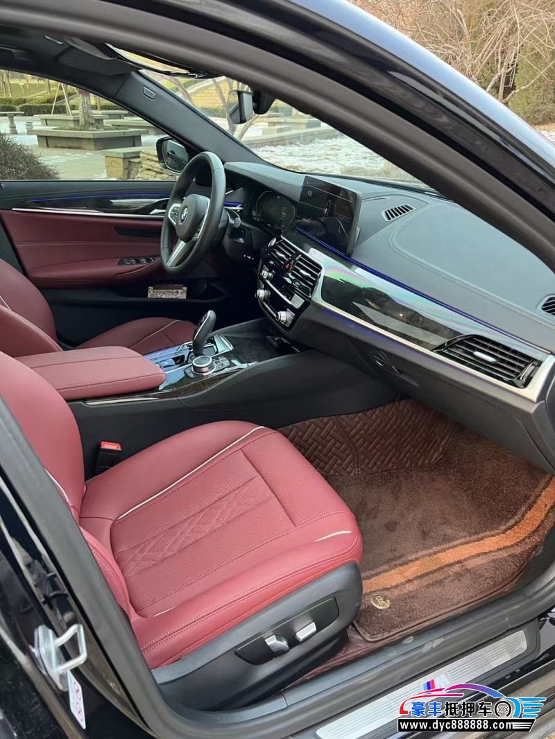 22年宝马5系轿车抵押车出售