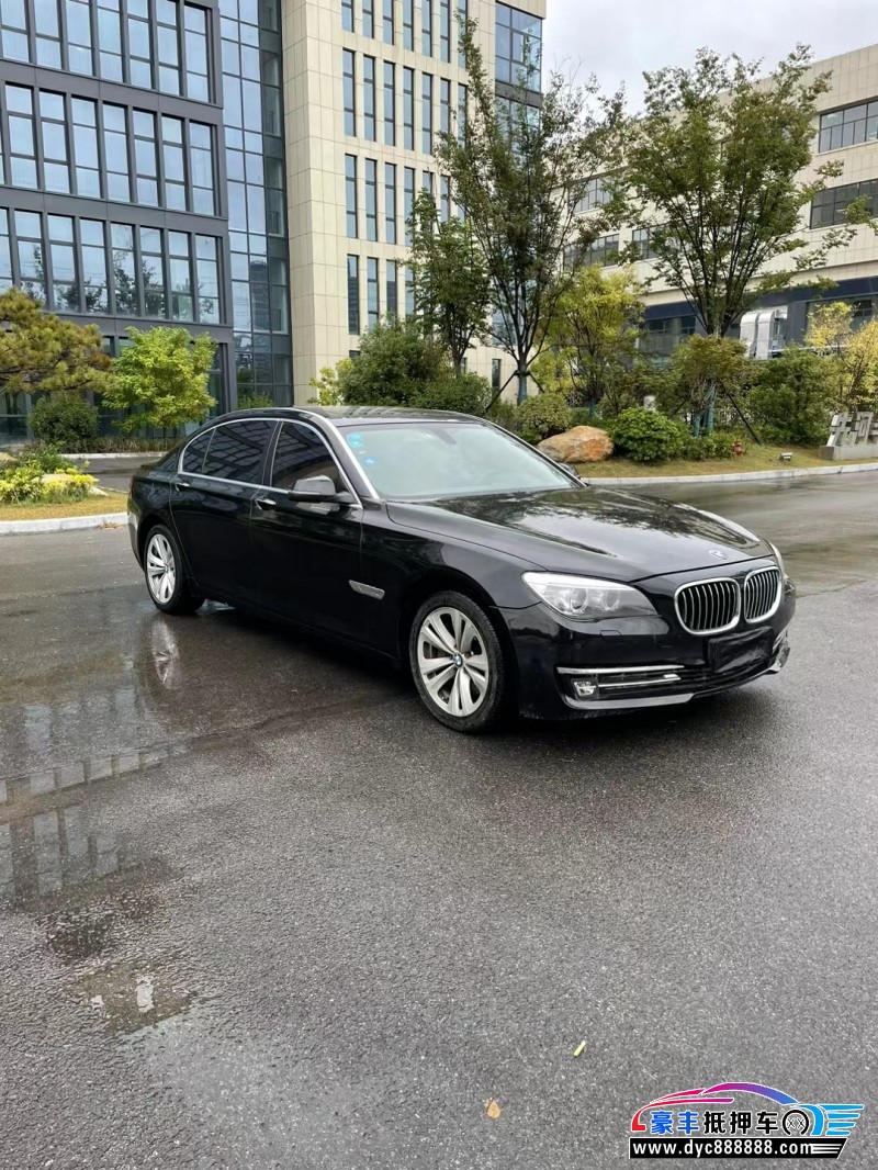13年宝马7系轿车抵押车出售