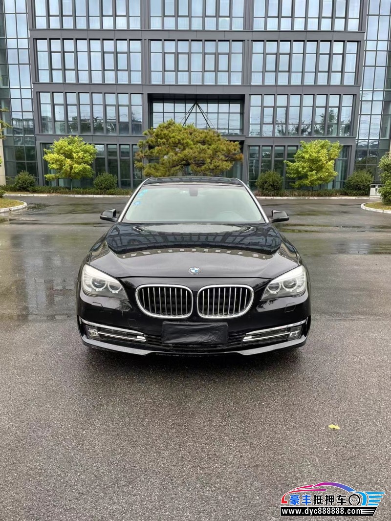 13年宝马7系轿车抵押车出售