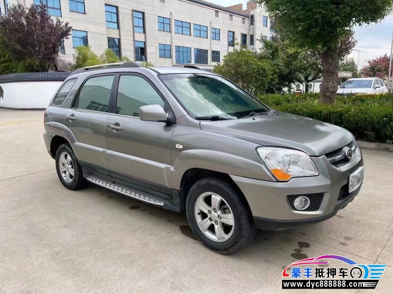 11年起亚狮跑轿车抵押车出售