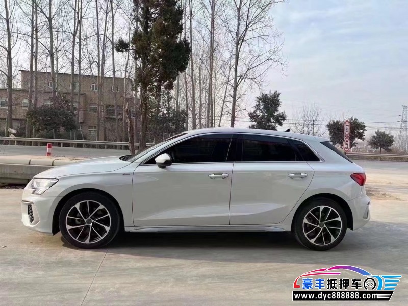 21年奥迪A3轿车抵押车出售