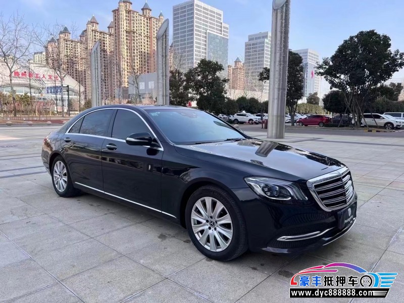 18年奔驰S级轿车抵押车出售