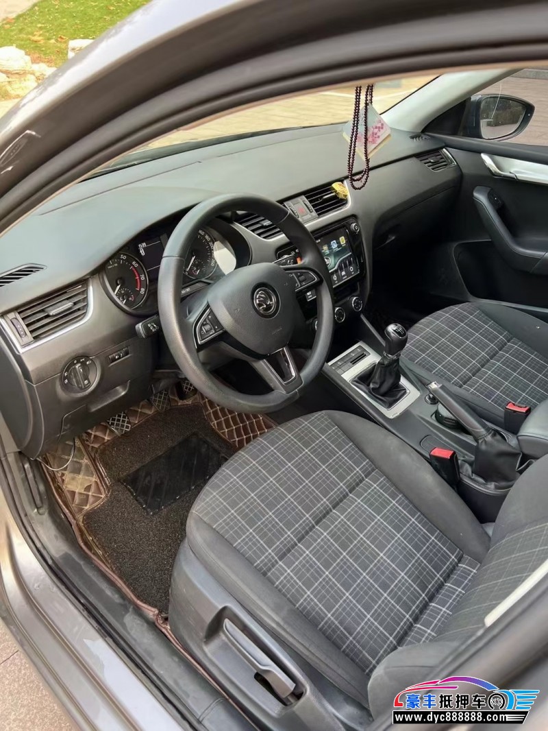 18年斯柯达明锐轿车抵押车出售