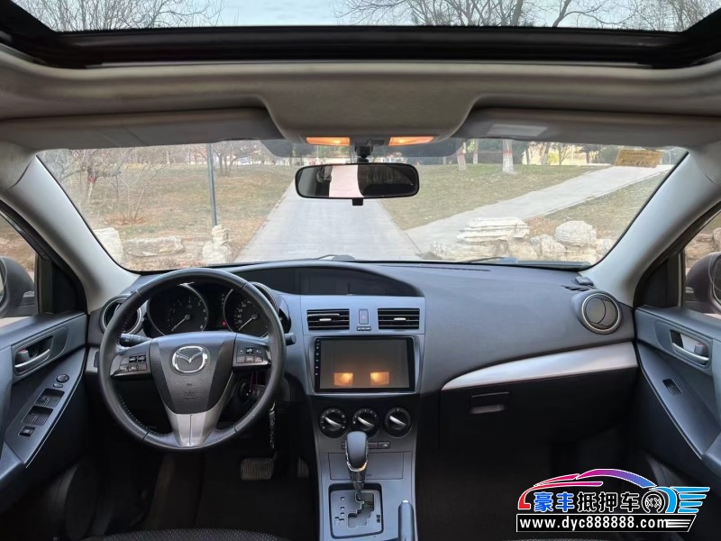 13年马自达3星骋轿车抵押车出售