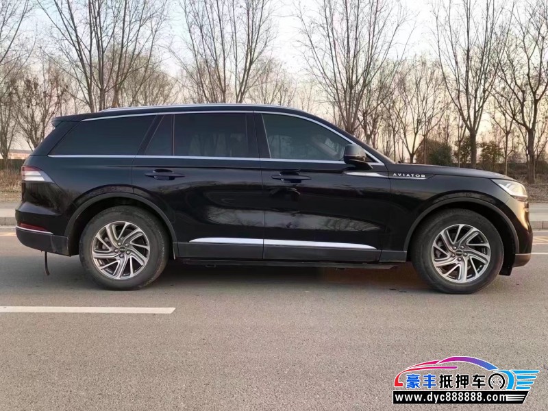21年林肯飞行家轿车抵押车出售