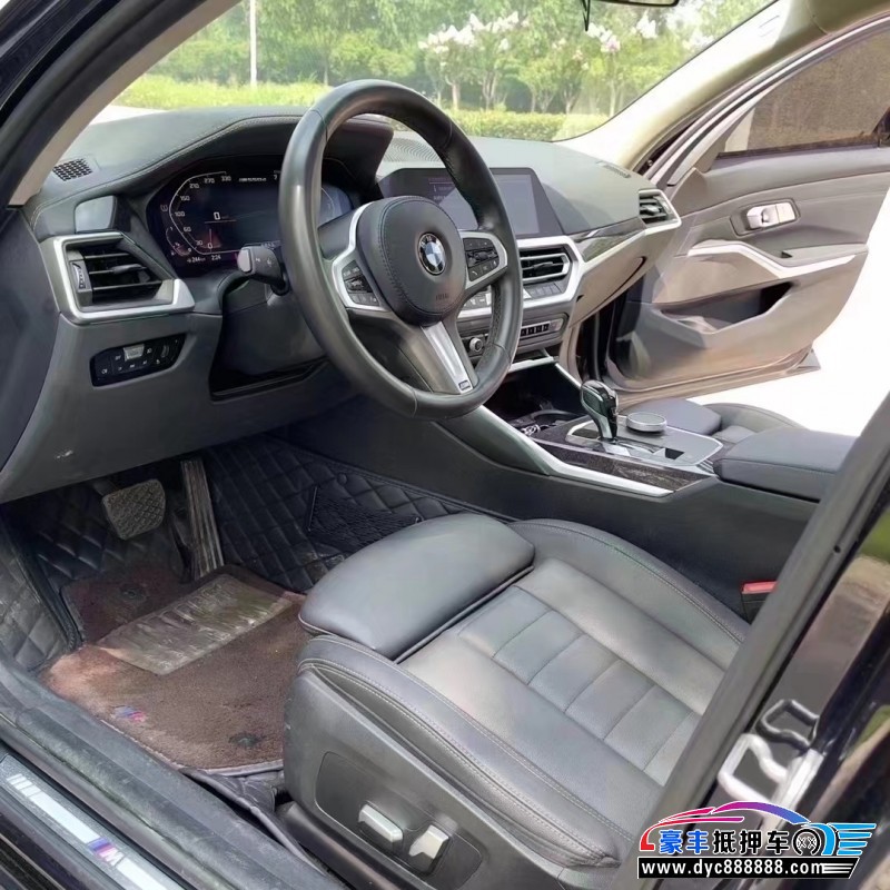 20年宝马3系轿车抵押车出售