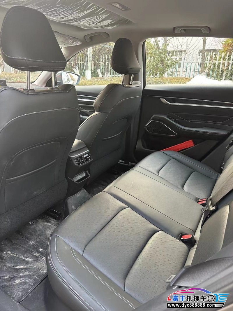 22年吉利帝豪轿车抵押车出售