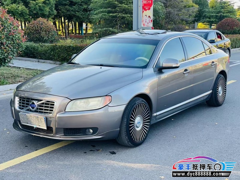 11年沃尔沃S80轿车抵押车出售