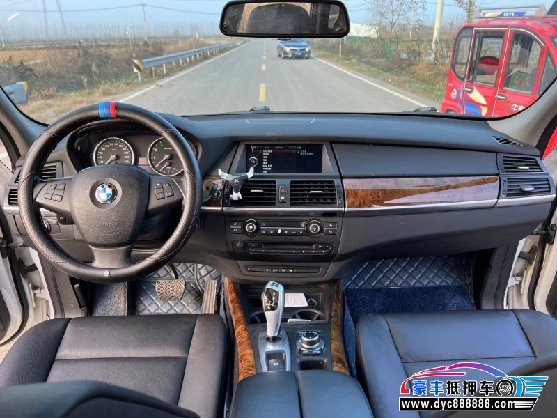 13年宝马X5轿车抵押车出售