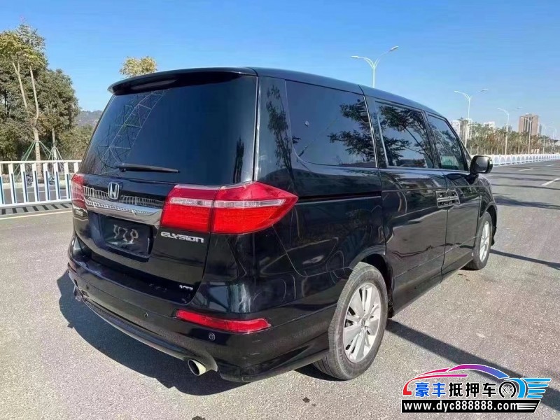 13年本田艾力绅轿车抵押车出售